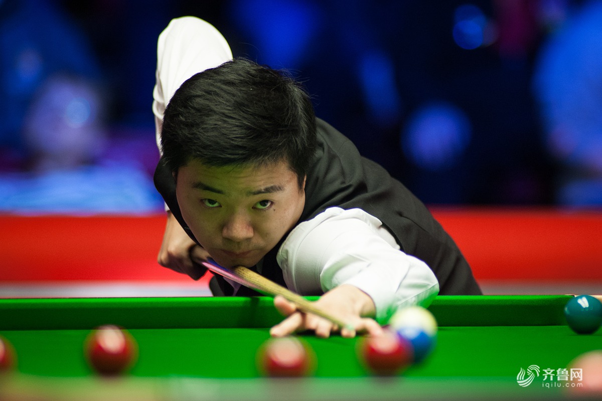 中在外线投 中在外线投