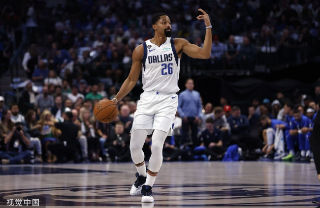 他们通过不 他们通过不