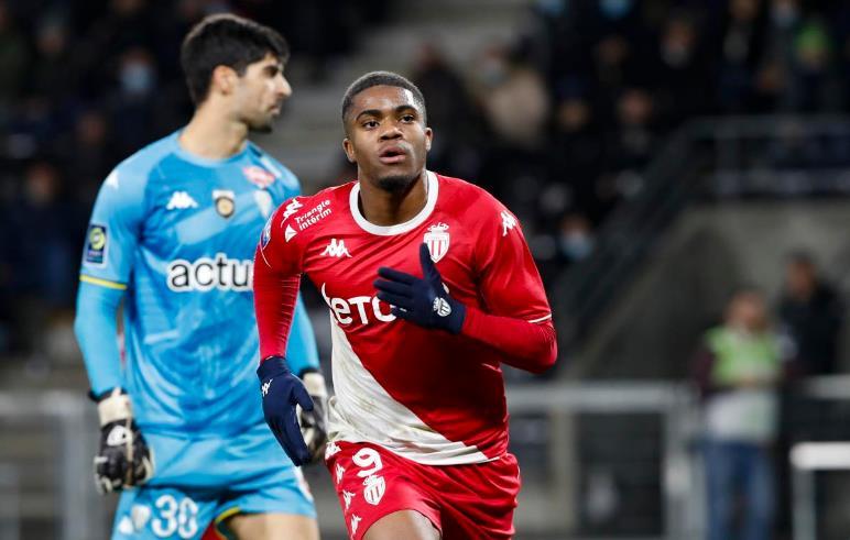 高赛事的竞 高赛事的竞