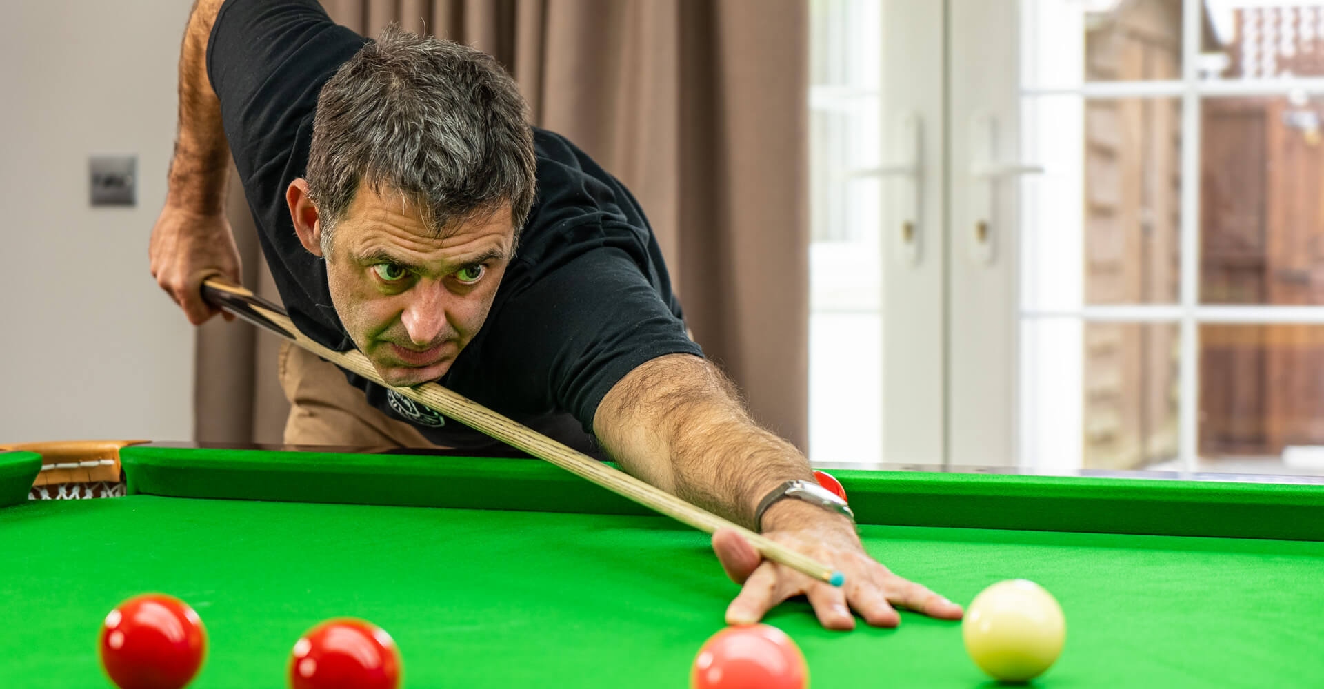 与更衣室化 与更衣室化